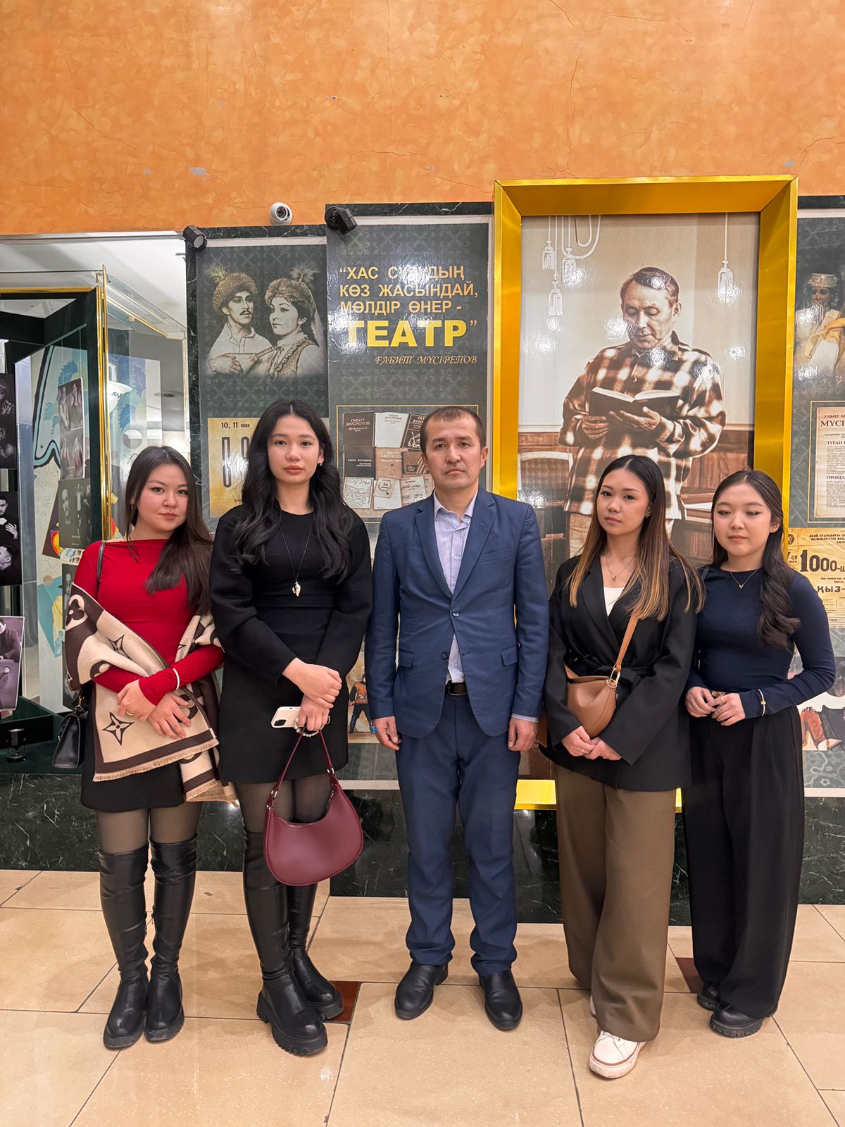 «Студенттер «Жусан иісі» қойылымы арқылы ұлттық мәдени мұраны танып, тұрақты даму мақсаттарын меңгерді